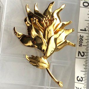 5 for $55.00.   Vintage Signed ROGET tm Gold tone Large Brooch